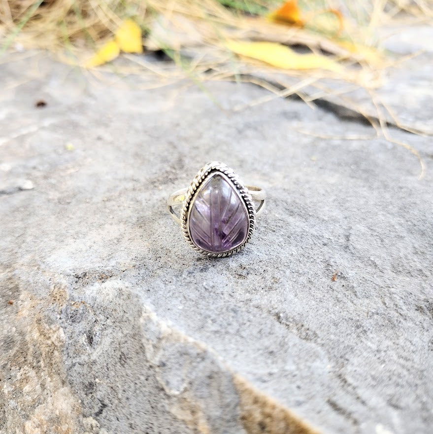 Carved Amethyst Ring | Size 8