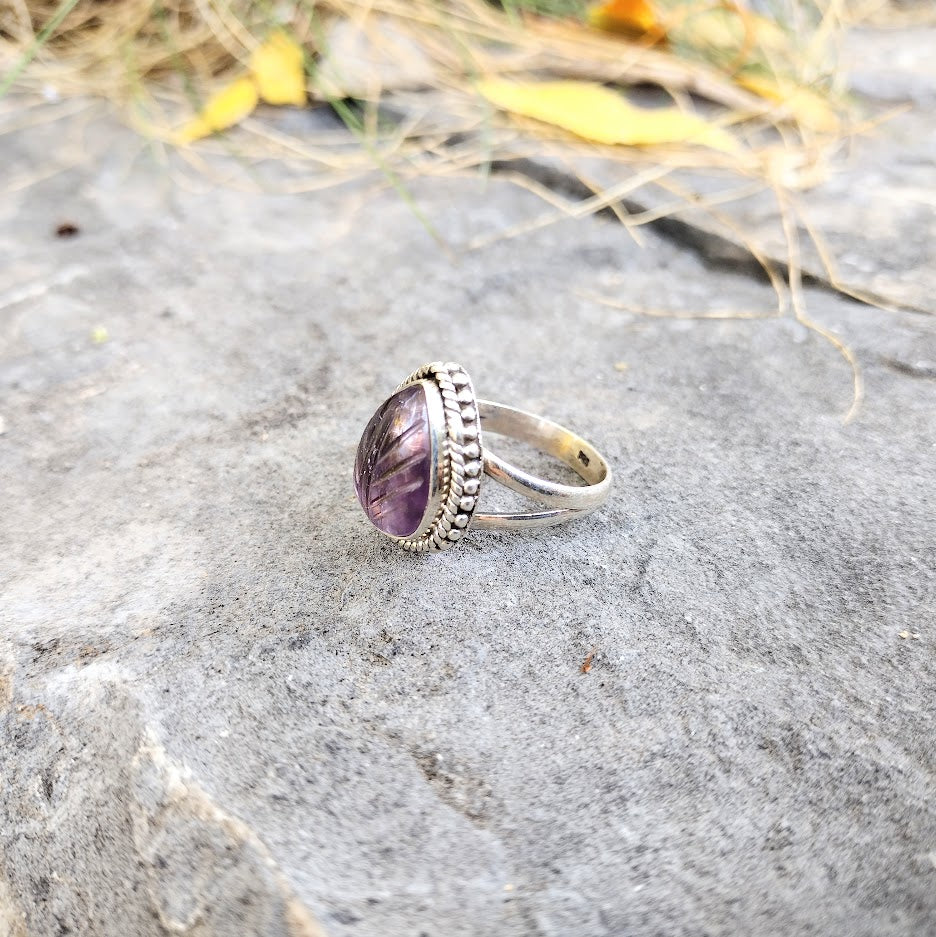 Carved Amethyst Ring | Size 8