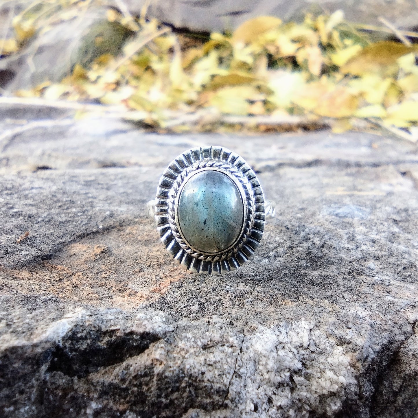 #J9 Natural Labradorite Ring