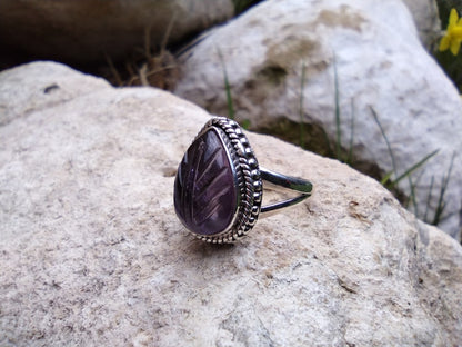 Carved Amethyst Ring | Size 8